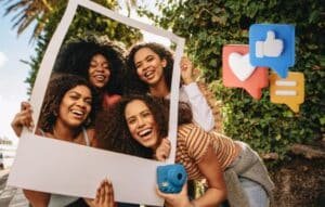 Los Curiosos: Quién Te Observa en Redes Sociales