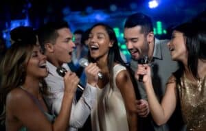 Diversión en Casa: Aplicaciones de Karaoke Innovadoras