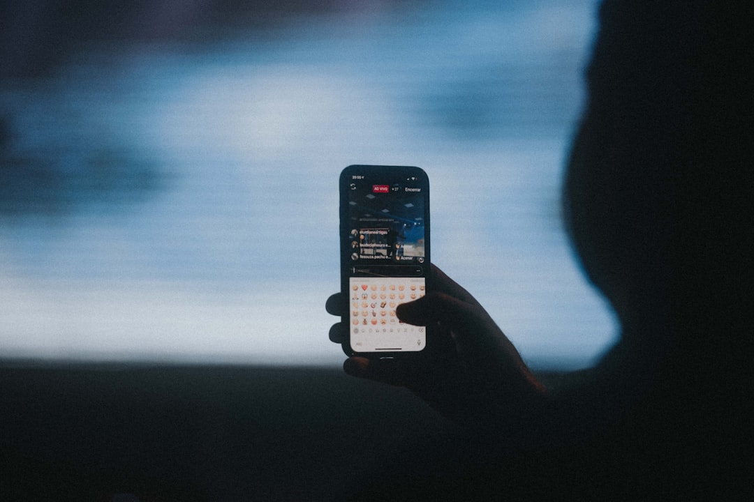 Convierte tu móvil en un mando a distancia hoy mismo