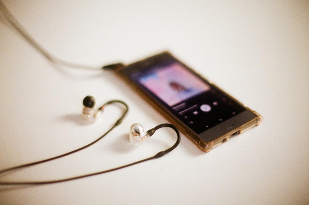 Escucha la radio en tu celular dondequiera que estés