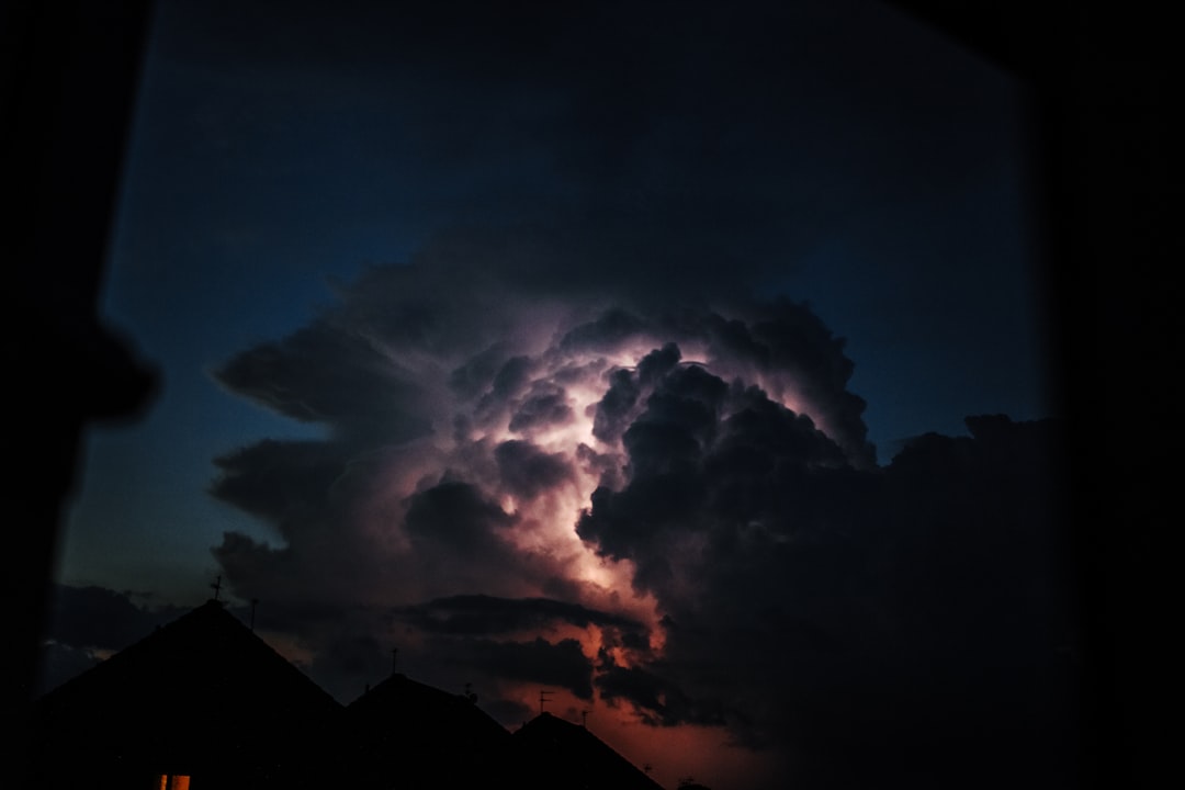 Sigue las tormentas: monitorea el clima desde tu móvil