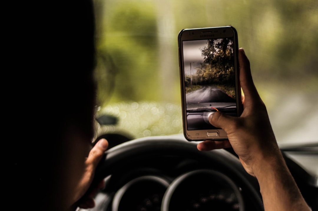 Aprende las normas de tráfico fácilmente con esta app móvil